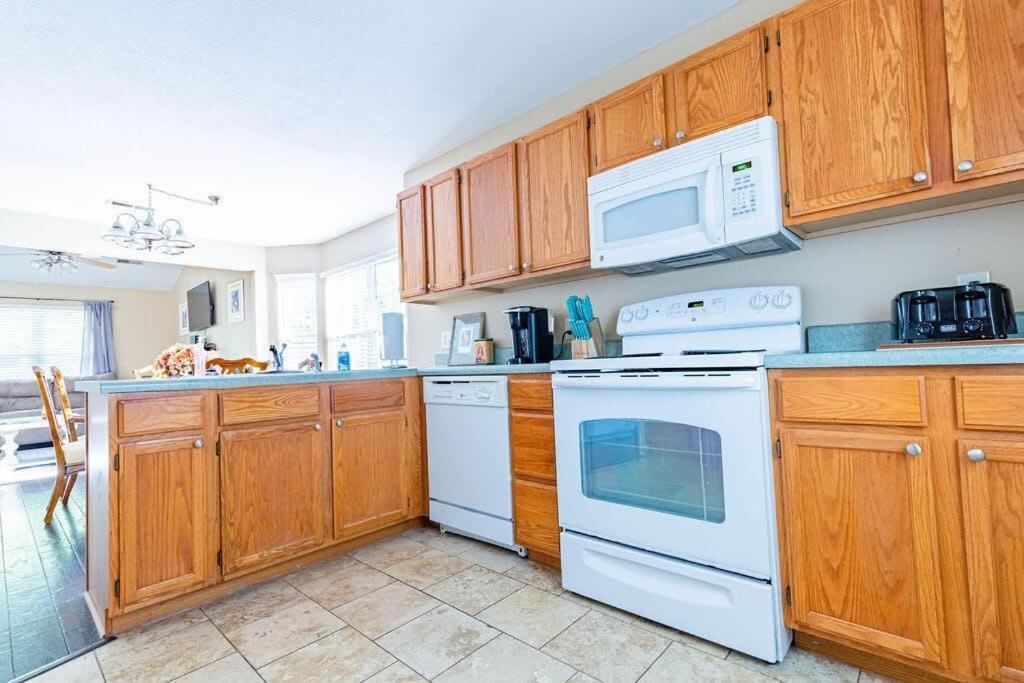Cozy Pigeon Forge Home W Hot Tub Near River Eksteriør billede